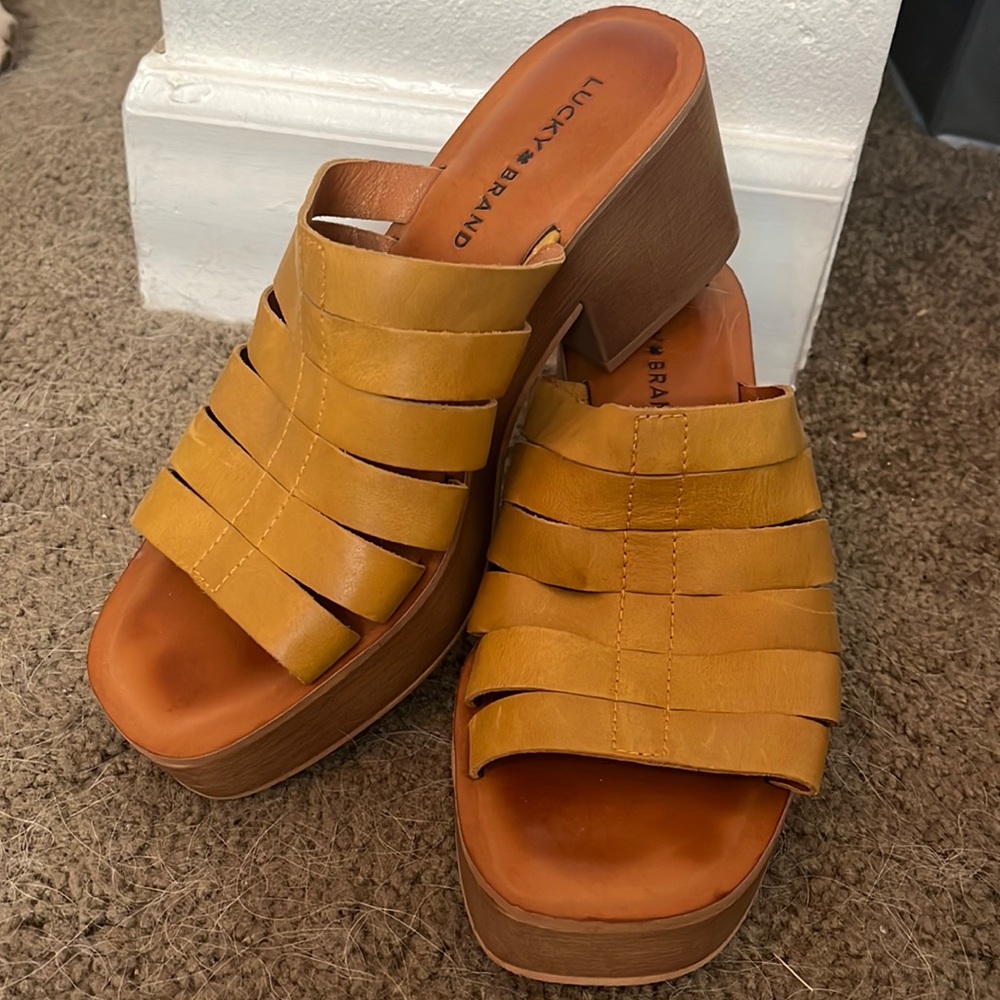 Worn once! Lucky brand chunky platform leather sandals. Mustard yellow,